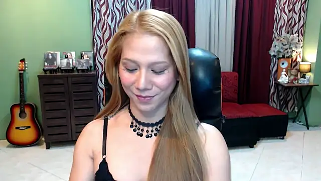 dreamgirlHILARY online show from 29, 4, 2026
