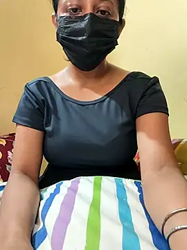 Snapshot of pink_cupcake chatting on 12, 5, 2026 pink cupcake online show from 12, 5, 2026