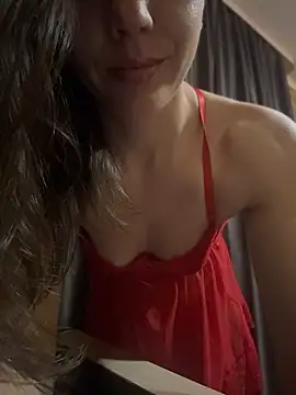ToriSouletyx online show from 25, 5, 2026