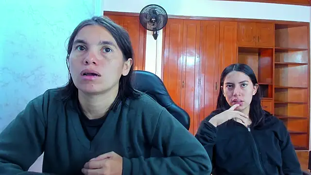 Soffy and Emily online show from 4, 7, 2026