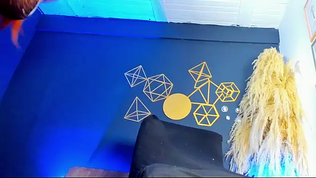 Valery foxx1 online show from 4, 6, 2026