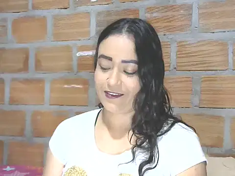 SamanthaPuxy1 online show from 13, 5, 2026