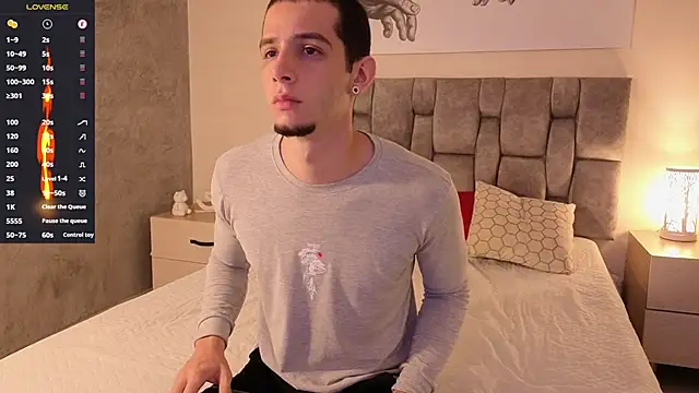 isaacblaze  online show from 31, 5, 2026