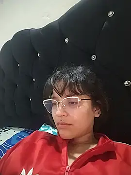 Snapshot of Melissa_Girat_ chatting on 14, 5, 2026 Melissa Girat online show from 14, 5, 2026