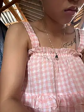 Snapshot of Vi_sexyy chatting on 17, 7, 2026 Vi sexyy online show from 17, 7, 2026
