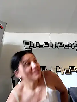 Snapshot of Casandra_inthemorning chatting on 12, 6, 2026 Casandra inthemorning online show from 12, 6, 2026