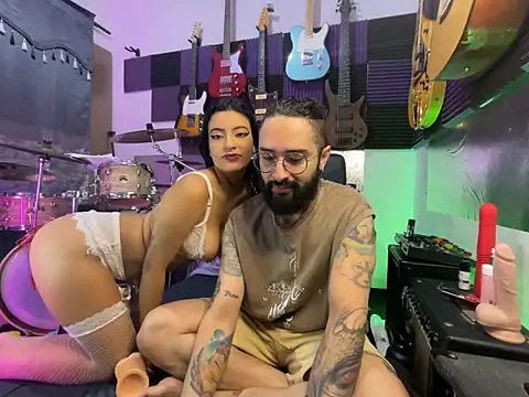 Snapshot of perversedesires_ chatting on 8, 6, 2026 perversedesires online show from 8, 6, 2026