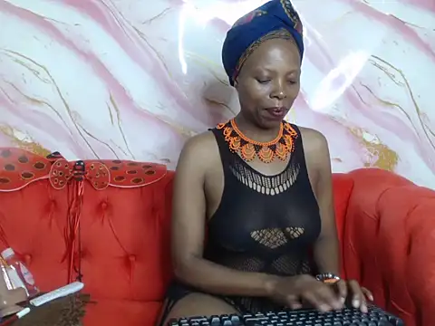 PreciousEbonyPearl05 online show from 22, 5, 2026