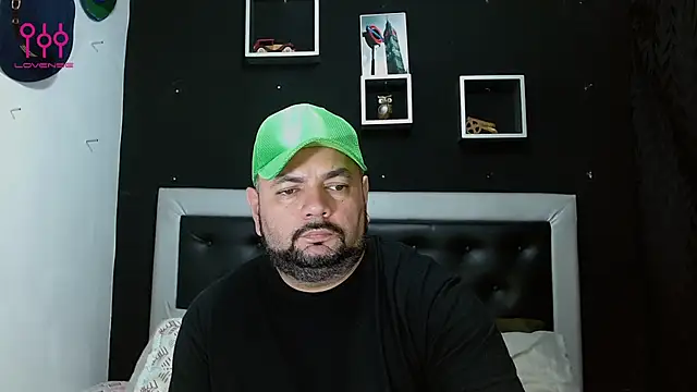 perverseveteranmanxxx online show from 25, 2, 2025