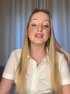 Snapshot of bethystoryof chatting on 12, 5, 2026 bethystoryof online show from 12, 5, 2026