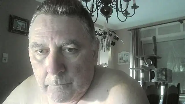 Snapshot of edje59a chatting on 30, 10, 2025 edje59a online show from 30, 10, 2025