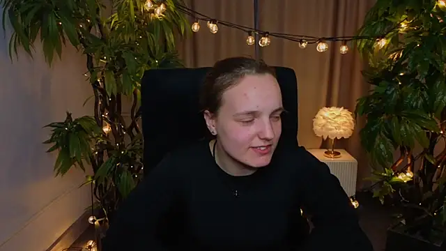Snapshot of AbigailRowland chatting on 14, 5, 2026 AbigailRowland online show from 14, 5, 2026
