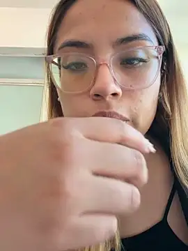 BabyCinnamon1 online show from 29, 5, 2026