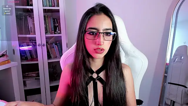 AgathaBlair online show from 3, 6, 2026