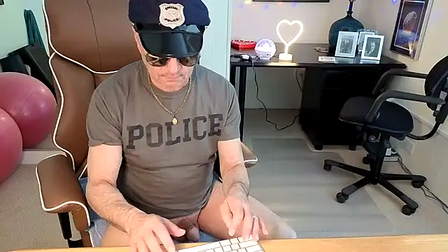 hotdadbod online show from 8, 1, 2026