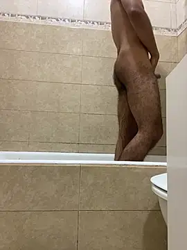 Snapshot of BrownBoy_PT chatting on 23, 6, 2026 BrownBoy PT online show from 23, 6, 2026