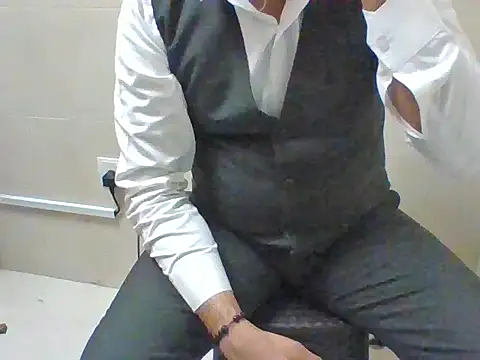 Snapshot of RAINBOWONE chatting on 16, 5, 2026 RAINBOWONE online show from 16, 5, 2026