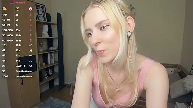 Snapshot of LaynePingitore chatting on 13, 7, 2026 LaynePingitore online show from 13, 7, 2026