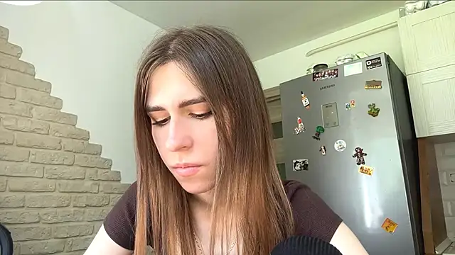 ZaraGuyette online show from 16, 5, 2026