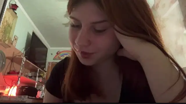 EmmaLovelyBB online show from 13, 5, 2026