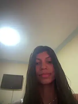 bruna carvalhohott online show from 18, 5, 2026