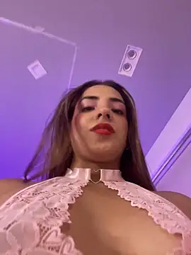 Bella-Saint online show from 21, 7, 2026