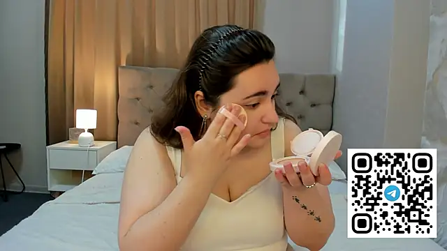 Ayleen Gece online show from 1, 6, 2026