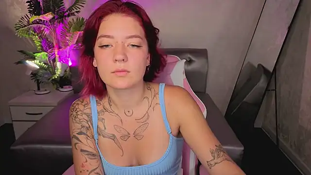 Nikki Gringer online show from 30, 6, 2026