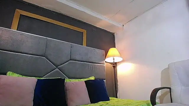 Snapshot of ahinoa_prince chatting on 6, 6, 2026 ahinoa prince online show from 6, 6, 2026