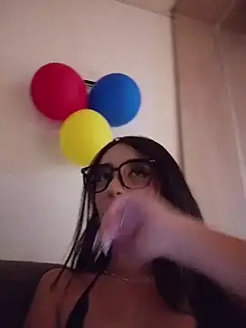 Emmarios qm online show from 27, 6, 2026