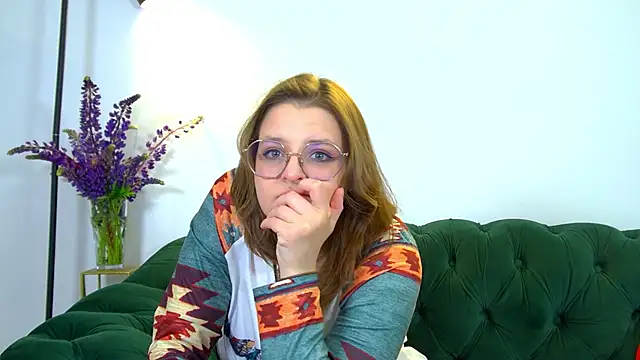 AlexaAvery online show from 30, 5, 2026