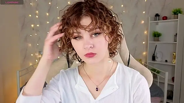 Kira  Fluffy online show from 4, 7, 2026