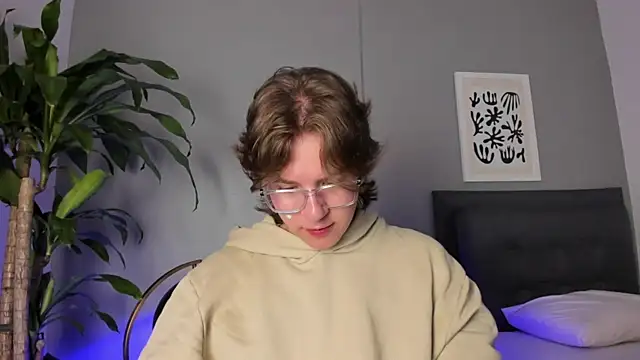 LucasMoraless online show from 4, 6, 2026