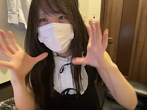 Snapshot of miniminimo_o chatting on 19, 6, 2026 miniminimo o online show from 19, 6, 2026