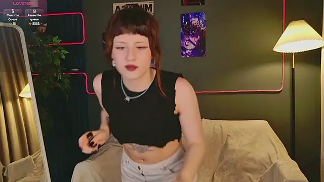 Nancy  Moss online show from 25, 5, 2026