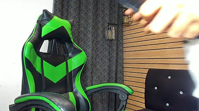 Brandoncrew online show from 15, 5, 2026