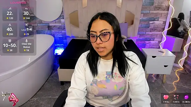 Snapshot of Amhira_Tay chatting on 21, 7, 2026 Amhira Tay online show from 21, 7, 2026