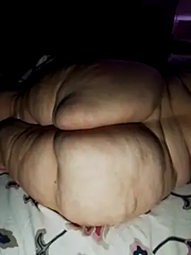 MegaAssMature online show from 27, 5, 2026