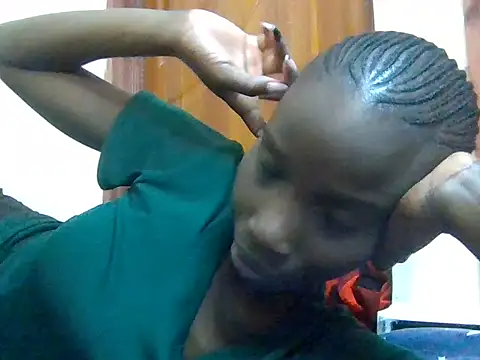 Snapshot of slimy_gal12 chatting on 23, 6, 2026 slimy gal12 online show from 23, 6, 2026