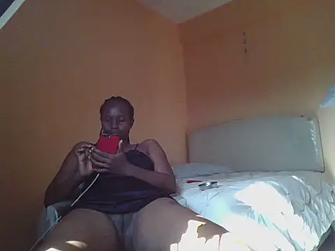 Snapshot of pinky-lips chatting on 11, 7, 2026 pinky-lips online show from 11, 7, 2026