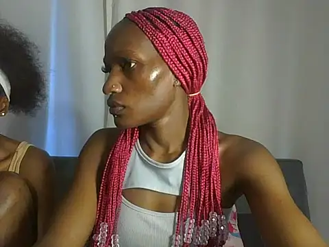 SleekCandy petites online show from 4, 7, 2026