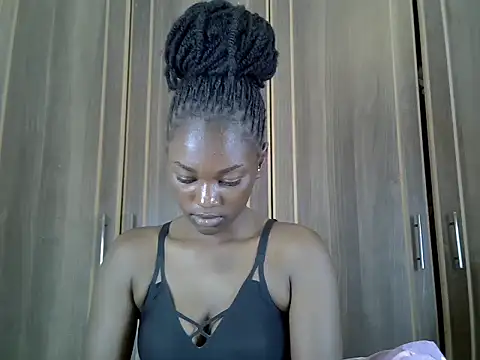 Snapshot of catalina245 chatting on 15, 7, 2026 catalina245 online show from 15, 7, 2026