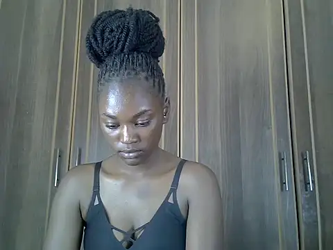 Snapshot of catalina245 chatting on 16, 7, 2026 catalina245 online show from 16, 7, 2026