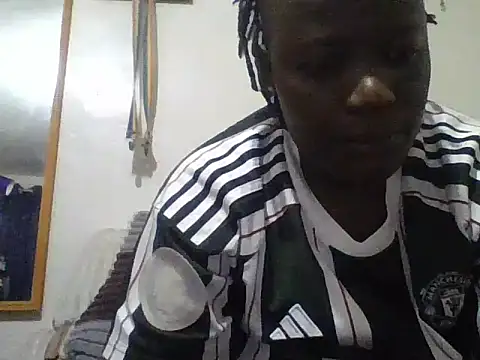 Snapshot of yourdreamgirlT chatting on 16, 7, 2026 yourdreamgirlT online show from 16, 7, 2026