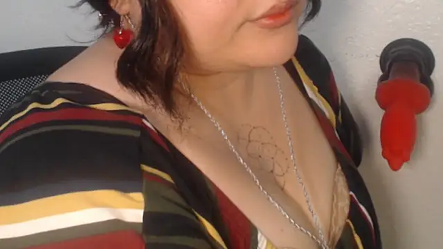 Snapshot of MaevenNectar chatting on 25, 5, 2026 MaevenNectar online show from 25, 5, 2026