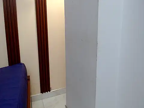 skinnykattylush19 online show from 18, 6, 2026