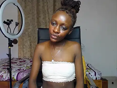 Snapshot of BellaIvy chatting on 22, 5, 2026 BellaIvy online show from 22, 5, 2026
