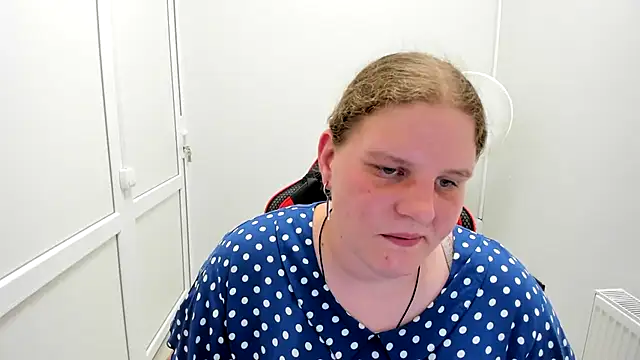Bella shyy  online show from 7, 7, 2026