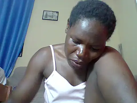 Snapshot of Blacksexyqueen24 chatting on 17, 5, 2026 Blacksexyqueen24 online show from 17, 5, 2026