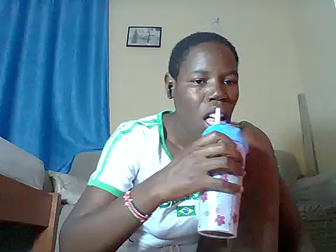 Snapshot of Blacksexyqueen24 chatting on 27, 6, 2026 Blacksexyqueen24 online show from 27, 6, 2026